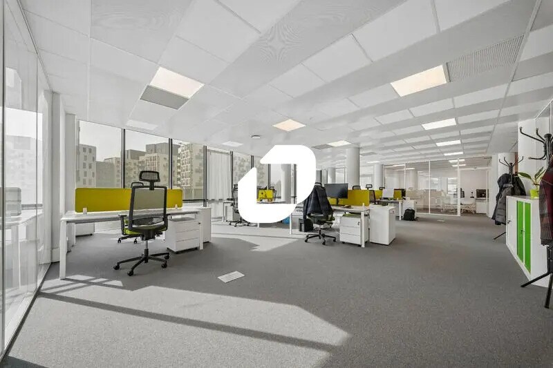 Avenue Emile Baudot, Massy for lease Interior Photo- Image 1 of 15