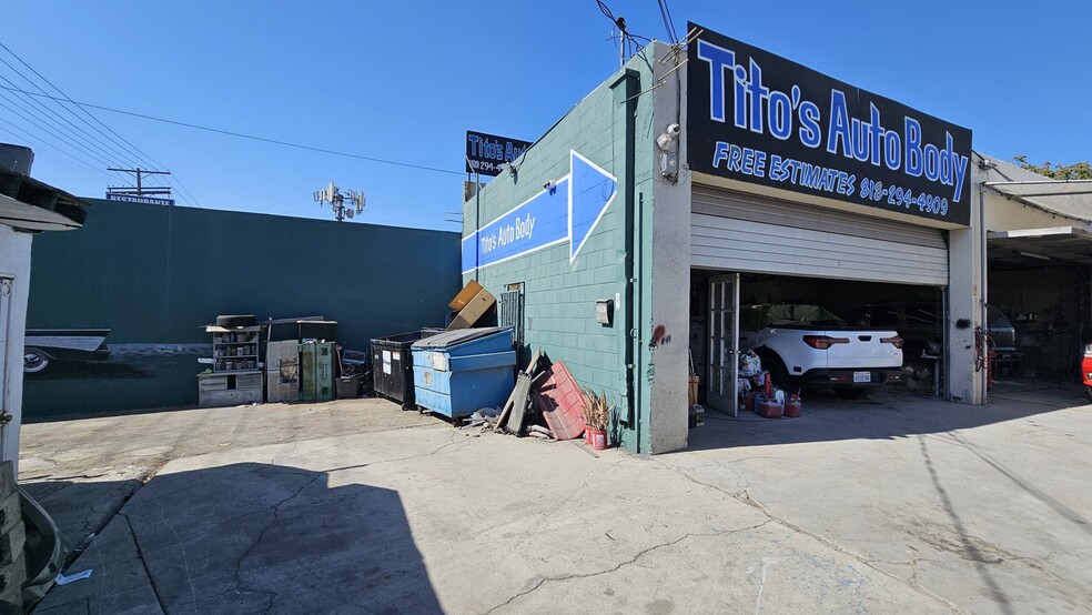 13741-13743 Van Nuys Blvd, Pacoima, CA for sale - Building Photo - Image 1 of 14