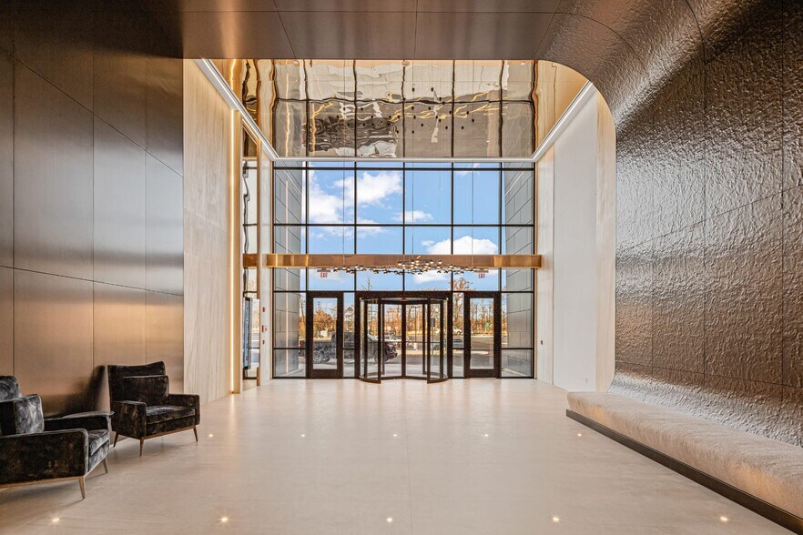 33 Route 59, Monsey, NY à louer - Hall d’entrée - Image 2 de 63