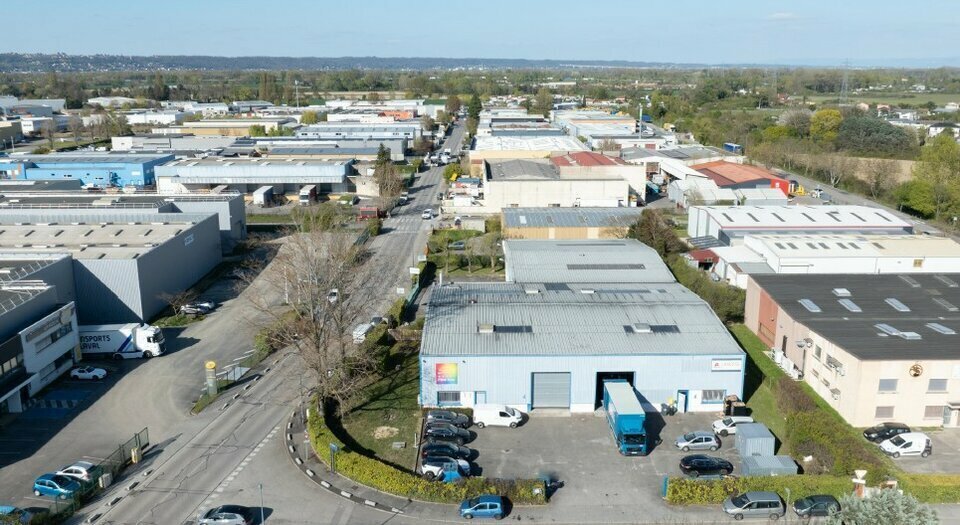 Flex in Vaulx-en-Velin for lease Aerial- Image 1 of 5