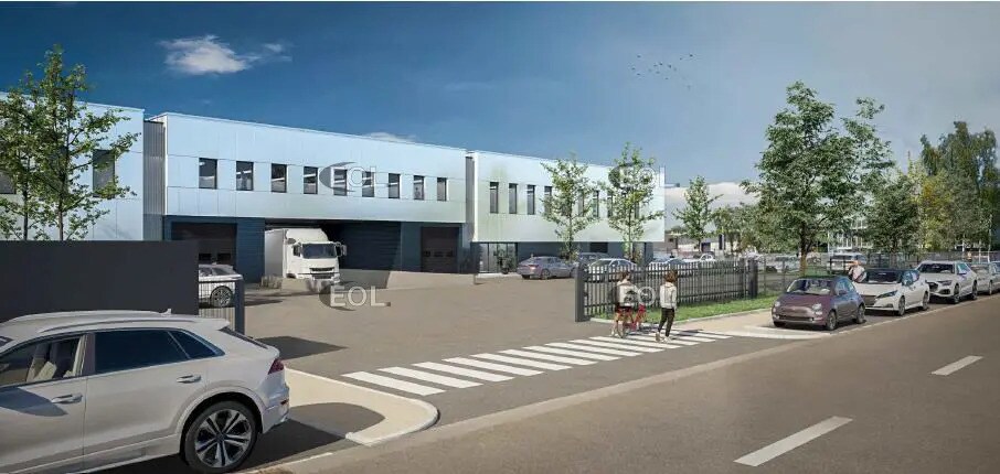 Industriel dans Ozoir-la-Ferrière à louer - Photo du bâtiment - Image 1 de 2