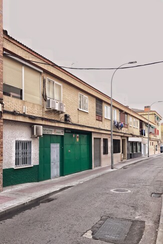 Plus de détails pour Calle Paloma, 33, Parla - Multi-résidentiel à vendre