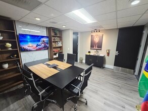 7680 Universal Blvd, Orlando, FL for lease Interior Photo- Image 2 of 8