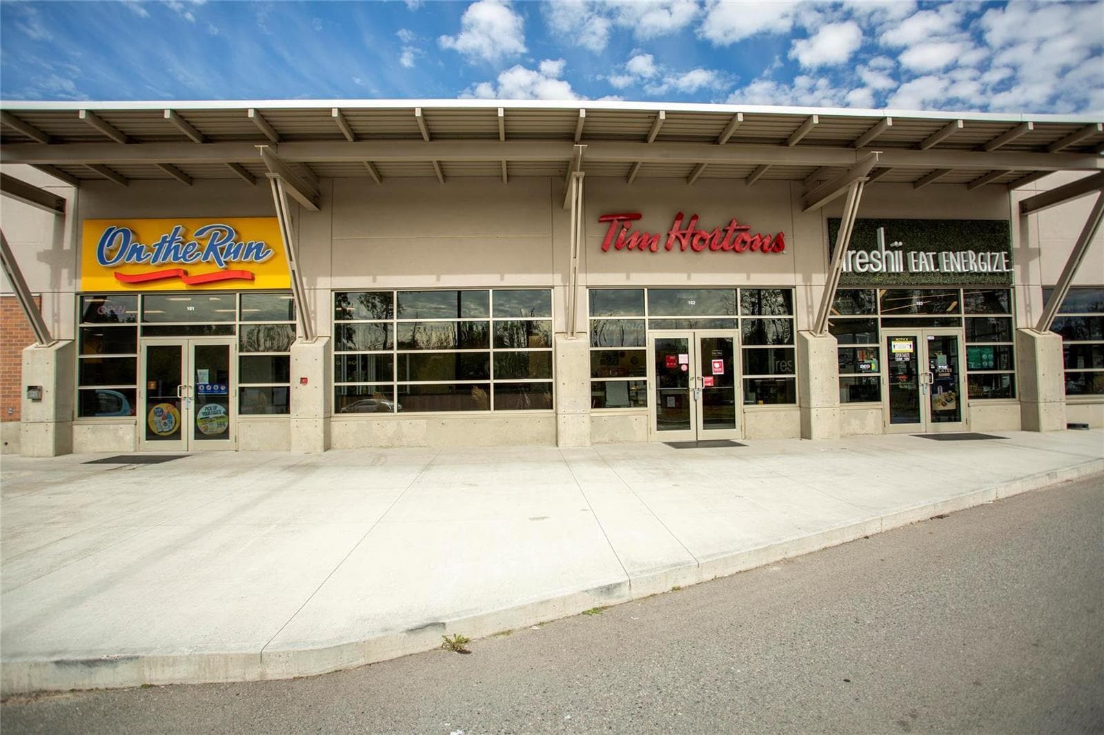 5538 Airport Way, Kelowna, BC for sale Primary Photo- Image 1 of 1