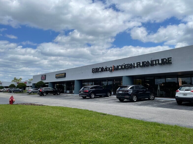 8204 Crystal Clear Ln, Orlando, FL à louer - Photo du bâtiment - Image 2 de 8