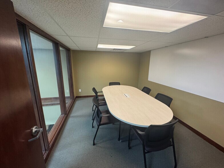 225 S 200 E, Salt Lake City, UT for lease - Interior Photo - Image 3 of 11