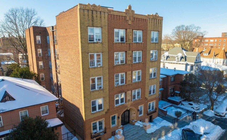 35 Kensington Ave, Jersey City, NJ for sale - Primary Photo - Image 1 of 8