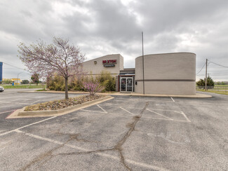 More details for 7304 N Comanche Ave, Oklahoma City, OK - Office for Sale