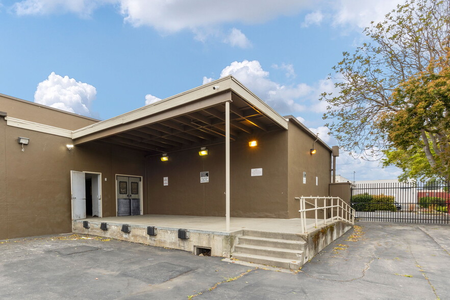 106-108 W Main St, Woodland, CA for lease - Building Photo - Image 3 of 44