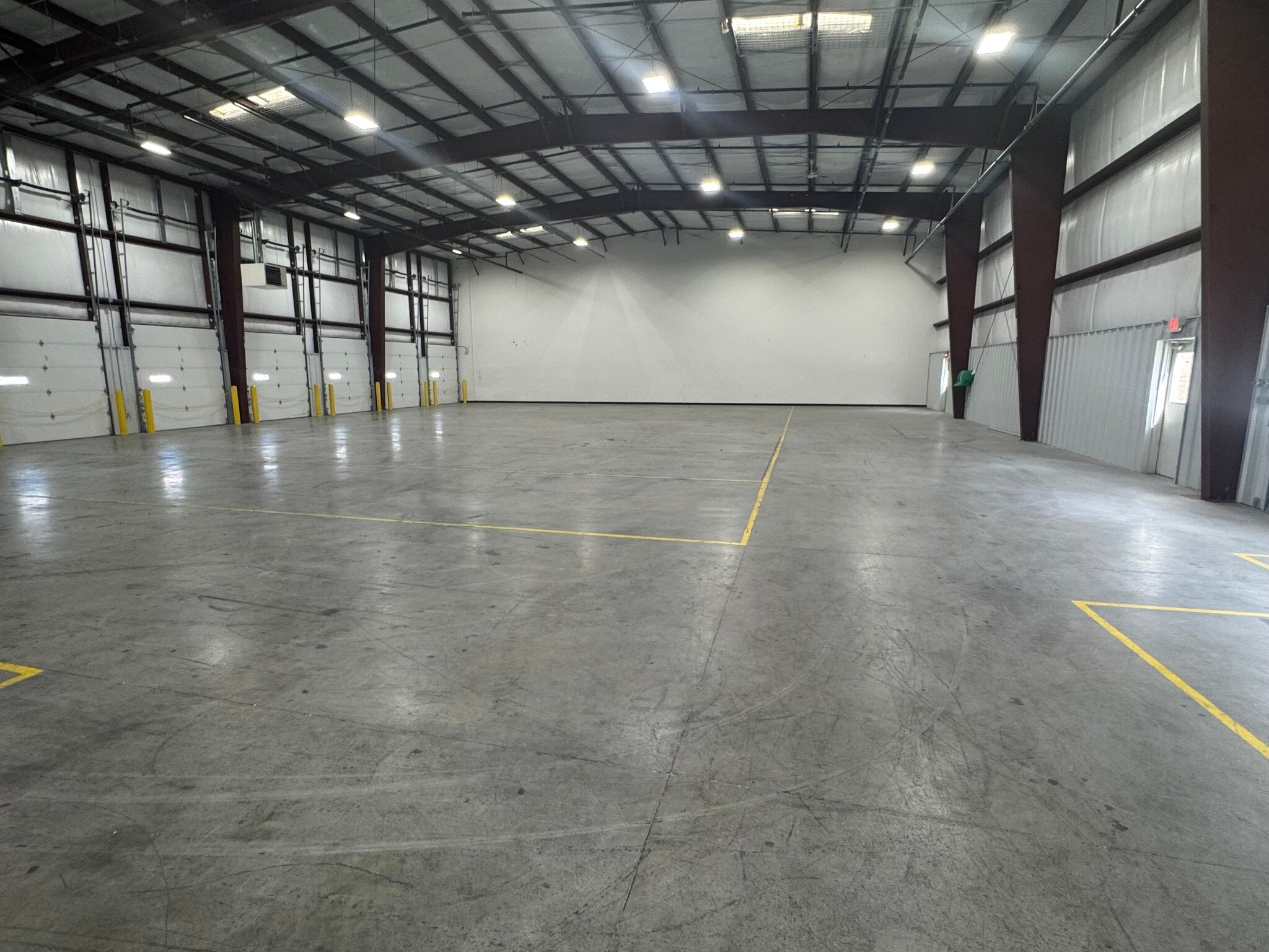 140 Western Maryland Pky, Hagerstown, MD for lease Primary Photo- Image 1 of 9