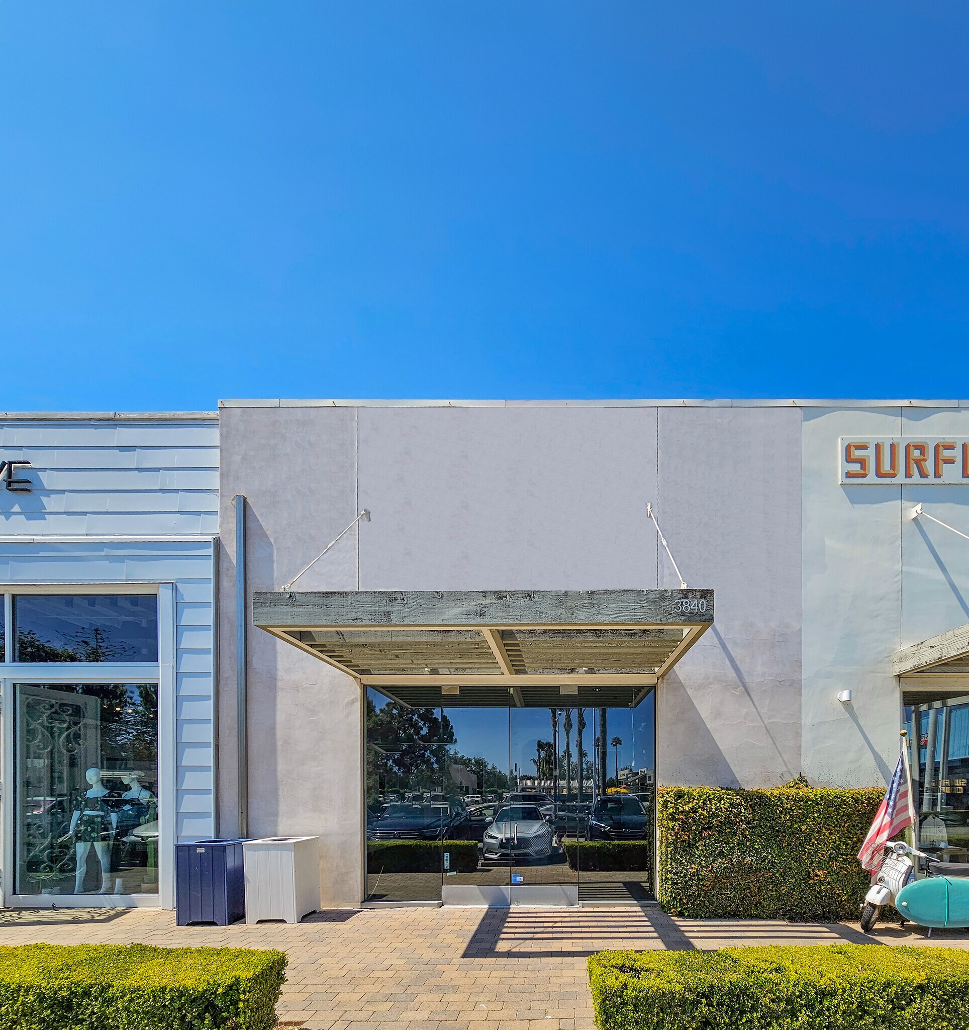 3880 Cross Creek Rd, Malibu, CA for lease Interior Photo- Image 1 of 1