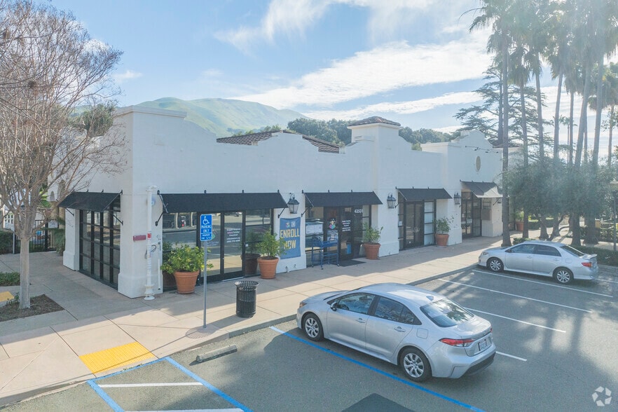 43541-43543 Mission Blvd, Fremont, CA for lease - Building Photo - Image 3 of 10