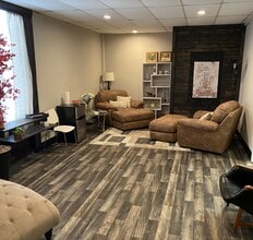 1523 S Green River Rd, Evansville, IN à louer Photo intérieure- Image 1 de 3