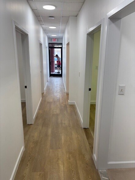 3825 Market St, Wilmington, NC à louer - Photo du bâtiment - Image 3 de 16