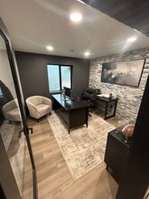 23717 Bothell-Everett Hwy, Bothell, WA for lease Interior Photo- Image 1 of 9