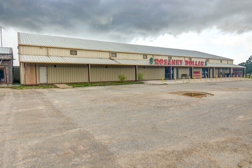 2989 S Highway 304, Rosanky, TX à louer - Photo du bâtiment - Image 2 de 14