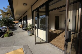 2483 Old Middlefield Way, Mountain View, CA for lease Interior Photo- Image 1 of 3