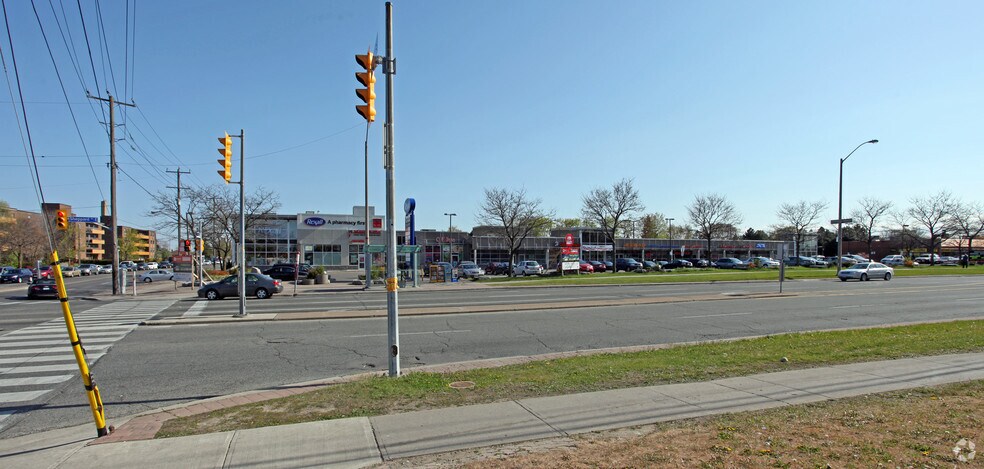 3571-3609 Sheppard Av E, Toronto, ON à louer - Photo du bâtiment - Image 2 de 10