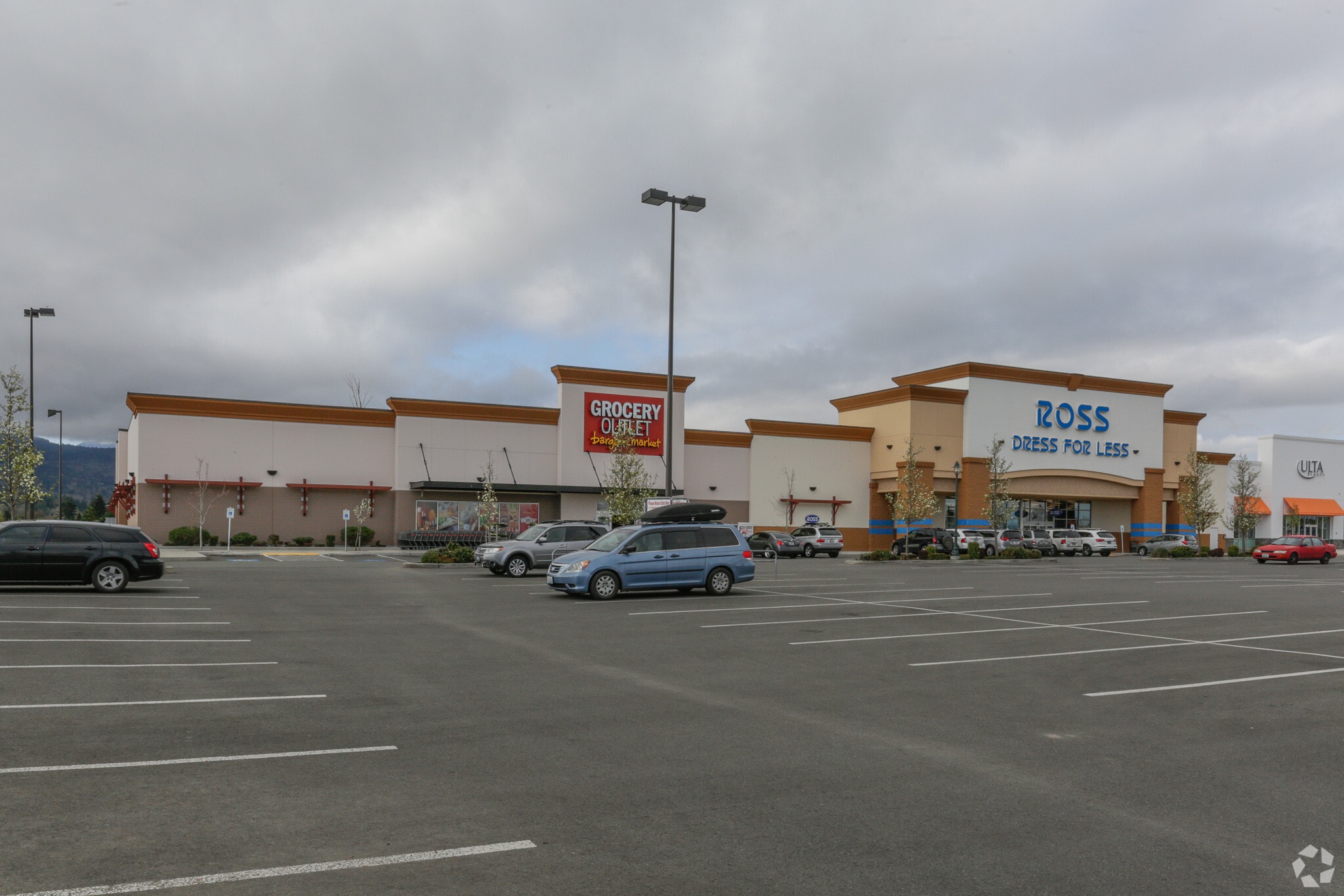 W WASHINGTON St, Sequim, WA for lease Building Photo- Image 1 of 4