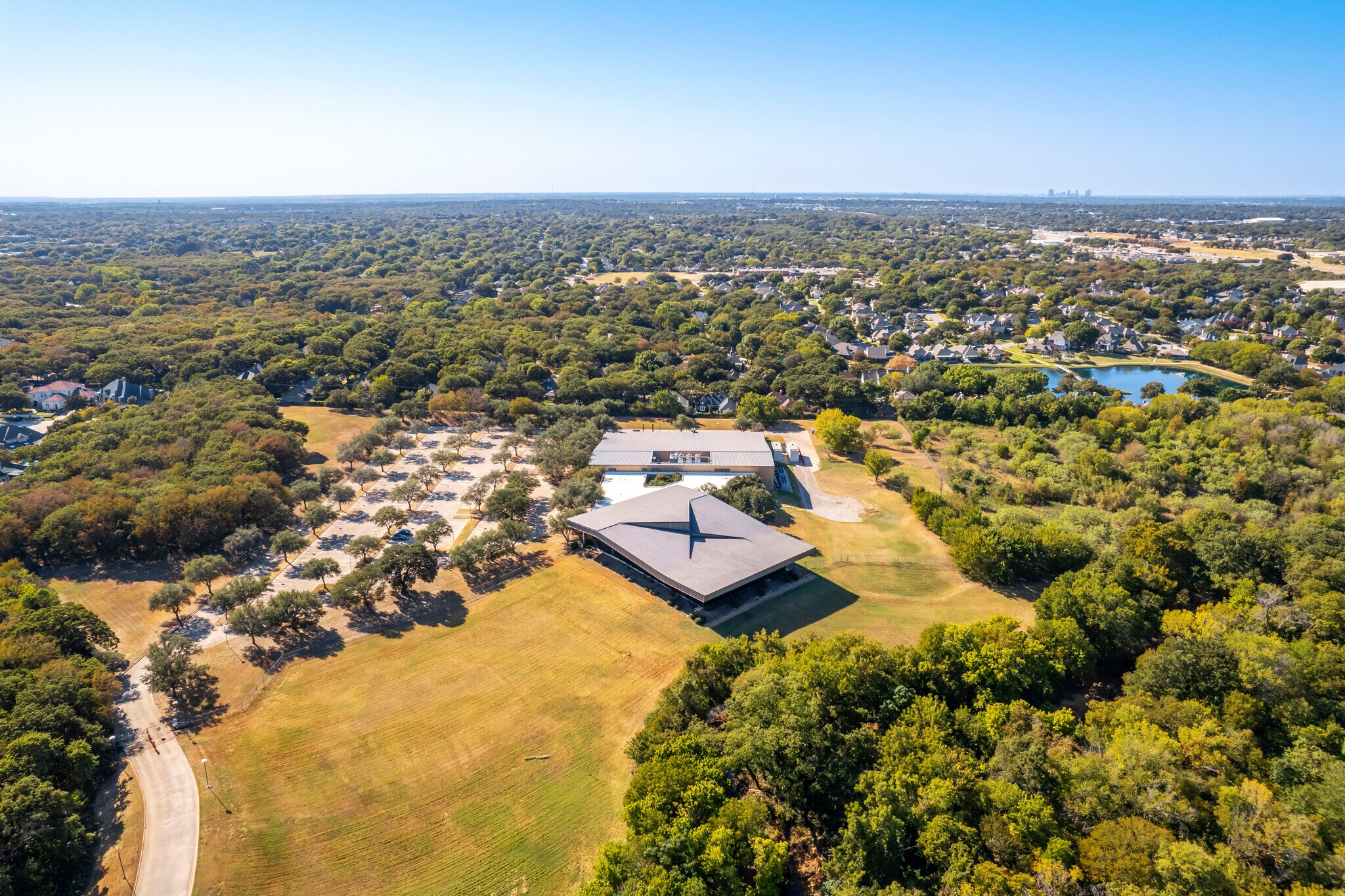 5000 S Bowen Rd, Arlington, TX for lease Building Photo- Image 1 of 14