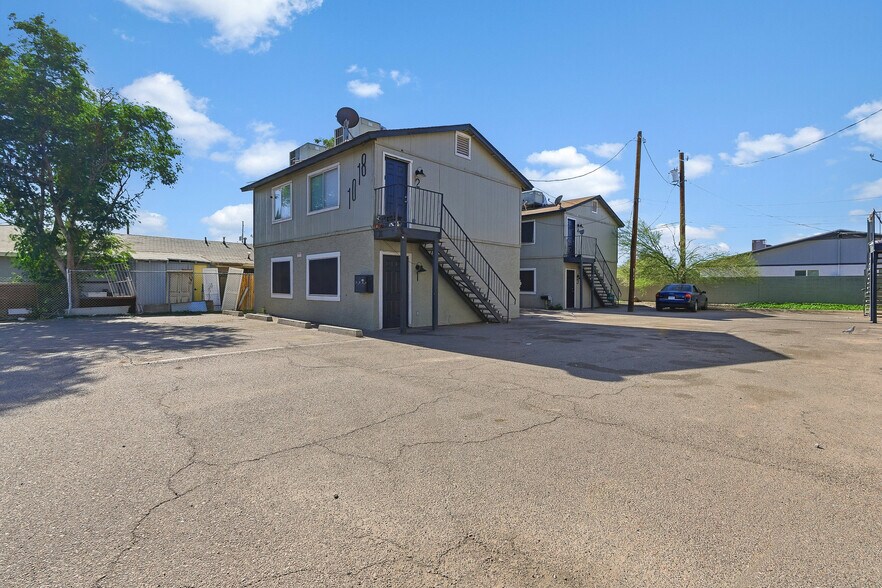 1018 N 22nd Pl, Phoenix, AZ à vendre - Photo du bâtiment - Image 3 de 11
