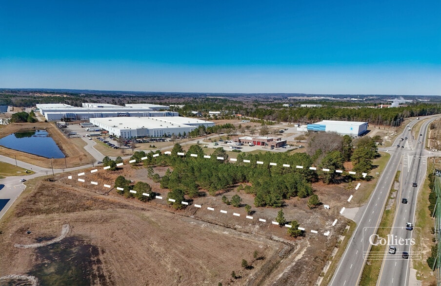 000 Foster Brothers Dr, West Columbia, SC for lease - Building Photo - Image 2 of 5