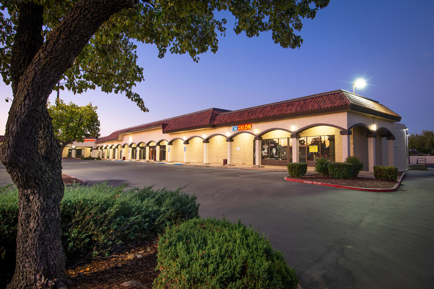 2800-2878 Zinfandel Dr, Rancho Cordova, CA for lease - Building Photo - Image 2 of 21