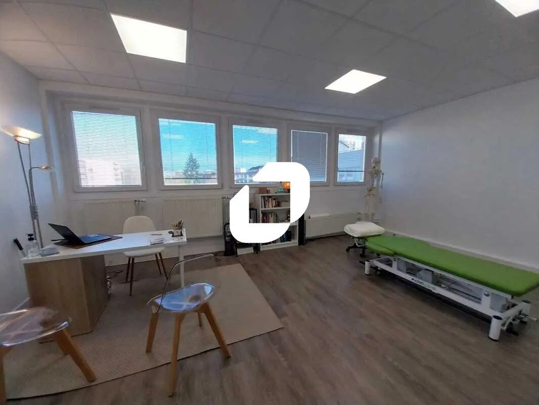 Bureau dans Maurepas à louer Photo intérieure- Image 1 de 6