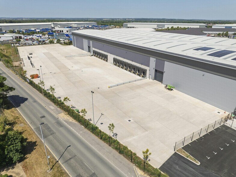 Wood End Ln, Fradley for lease - Building Photo - Image 3 of 12