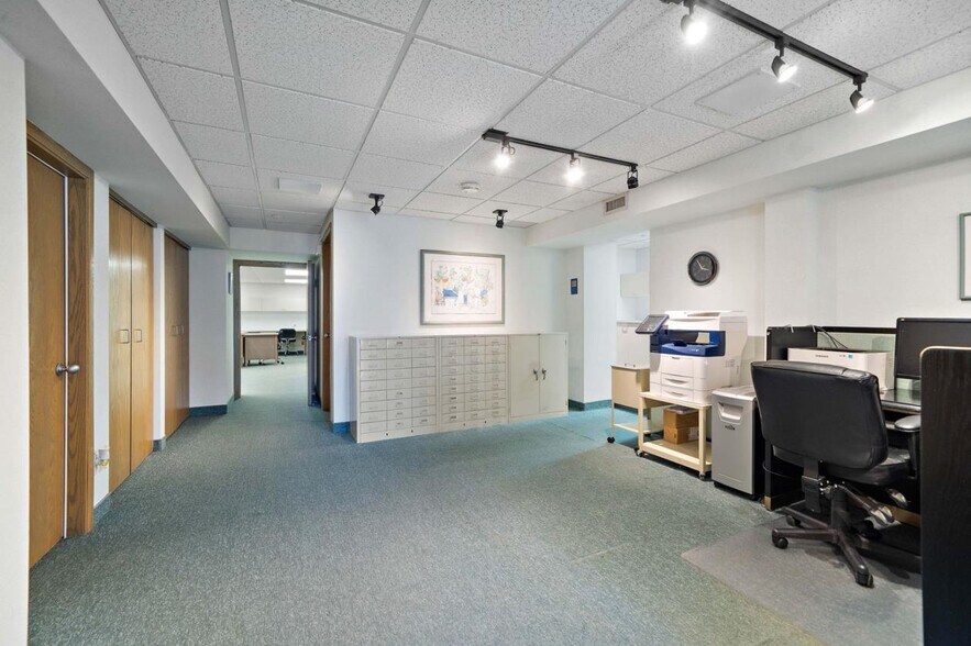 600Z-600AZ St Franchère, Laval, QC à vendre - Photo intérieure - Image 3 de 5