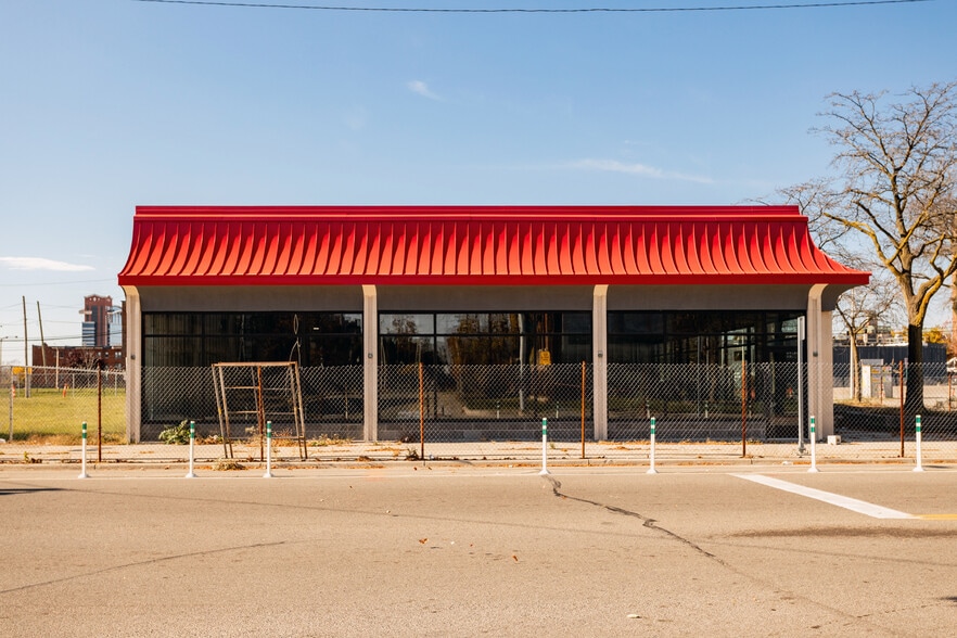3175 Cass Ave, Detroit, MI for lease - Building Photo - Image 3 of 5