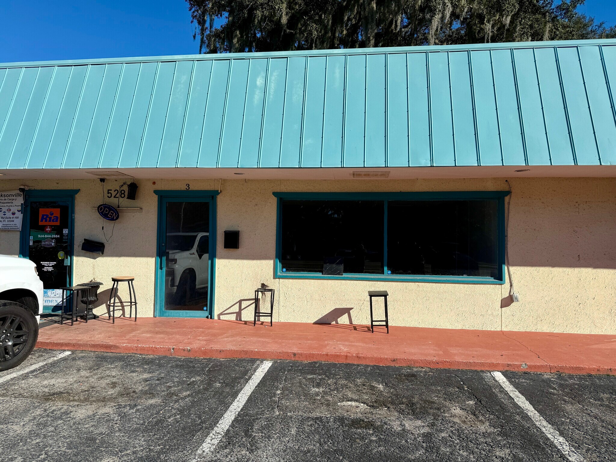 528 S 8th St, Fernandina Beach, FL à louer Photo intérieure- Image 1 de 14