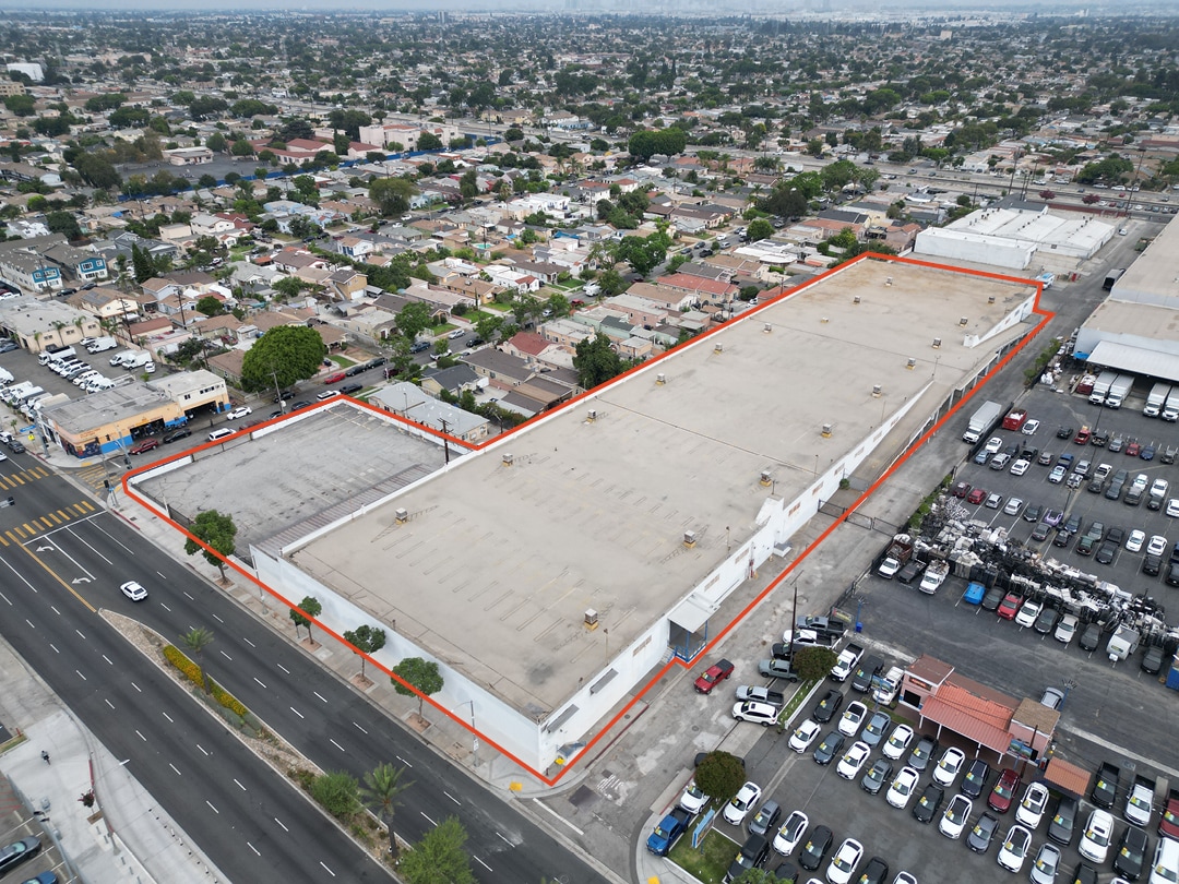 4095 Firestone Blvd, South Gate, CA for lease Building Photo- Image 1 of 9