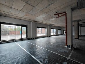 Gas Ferry Rd, Bristol for lease Interior Photo- Image 2 of 4