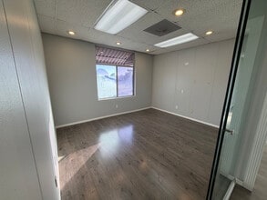 4045 Bonita Rd, Bonita, CA for lease Interior Photo- Image 2 of 8