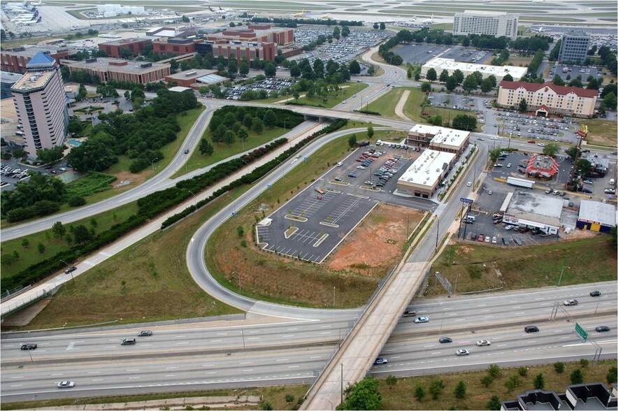 Interstate 85 & Virginia Ave, College Park, GA à vendre - Photo du bâtiment - Image 1 de 3