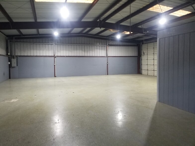 14310 Auto Park Way, Houston, TX for lease - Building Photo - Image 3 of 10