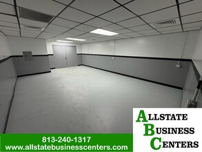 104 W Seneca Ave, Tampa, FL à louer Photo intérieure- Image 1 de 6