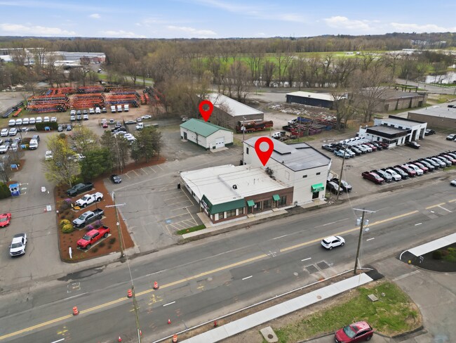 More details for Memorial Ave Flex Portfolio – for Sale, West Springfield, MA
