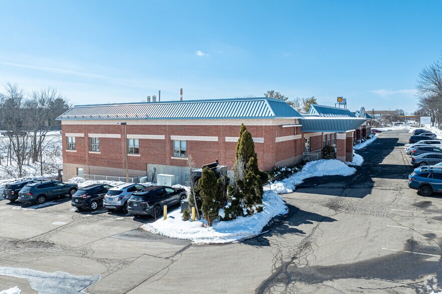460 Hartford Tpke, Vernon Rockville, CT for lease - Building Photo - Image 3 of 5