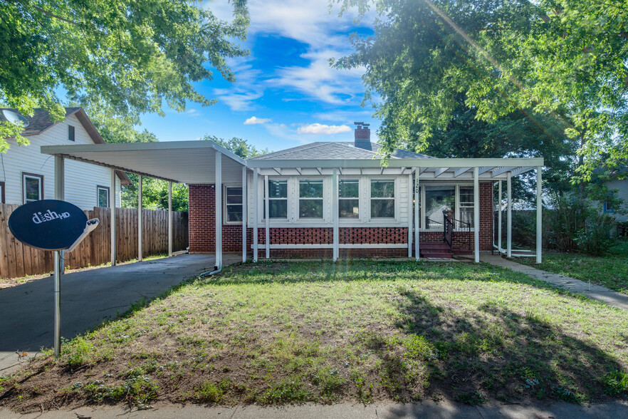 120 S Gorin St, Clearwater, KS for sale - Primary Photo - Image 1 of 1