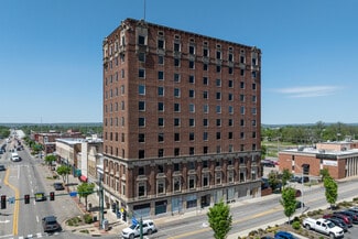 Plus de détails pour 523 Garrison Ave, Fort Smith, AR - Bureau à vendre