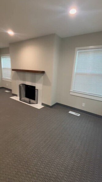 1130-1132 McKendrie St, San Jose, CA à louer - Vidéo sur l’inscription commerciale - Image 2 de 24