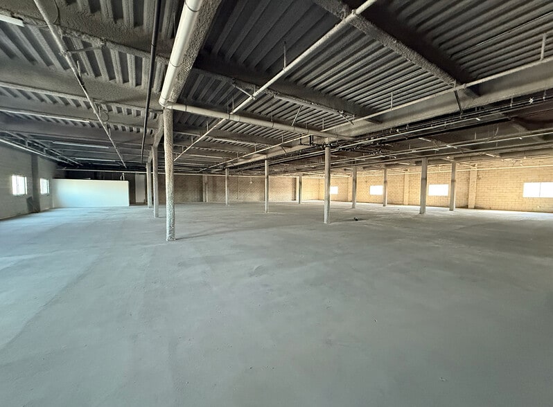 746-756 Ceres Ave, Los Angeles, CA for lease - Interior Photo - Image 2 of 18