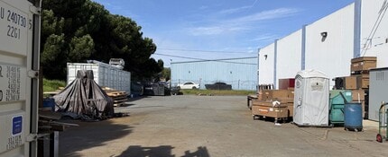 200 Industrial Way, Brisbane, CA à louer Photo de construction- Image 2 de 5