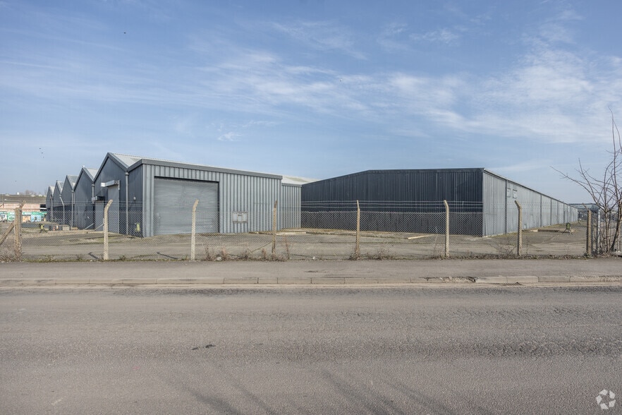 Cheney Manor Industrial Est, Swindon for lease - Building Photo - Image 3 of 4