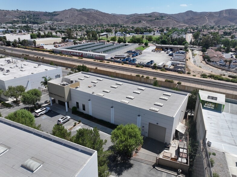 210 Crouse Dr, Corona, CA for sale - Building Photo - Image 2 of 7