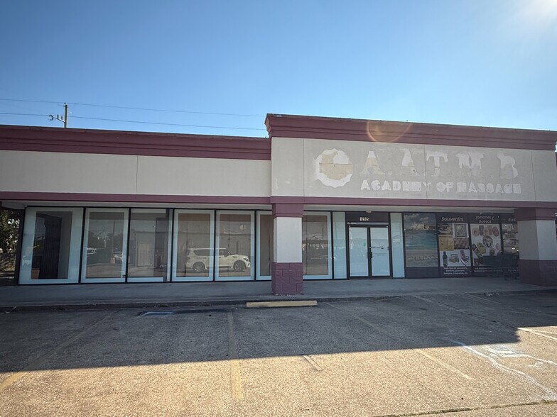 12905 Westheimer Rd, Houston, TX for lease - Building Photo - Image 2 of 19