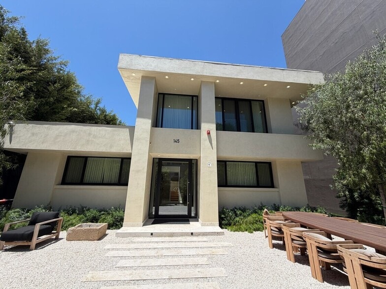 145 S Rodeo Dr, Beverly Hills, CA for lease - Building Photo - Image 2 of 41