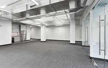 19 W 44th St, New York, NY for lease Interior Photo- Image 1 of 4